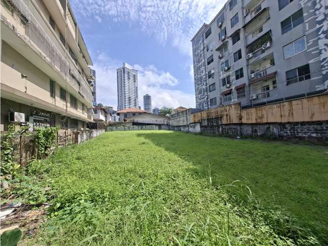 SE VENDE TERRENO COMERCIAL BELLA VISTA 703M PLANO PARA INVERSIÓN - Imagen 7