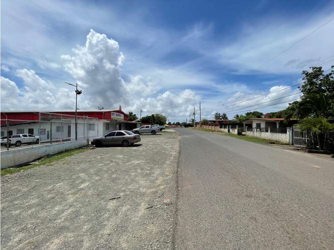 TERRENO / CHORRERA / 1800M / PLANO / SOBRE VIA ASFALTADA / INVERSIÓN - Imagen 5