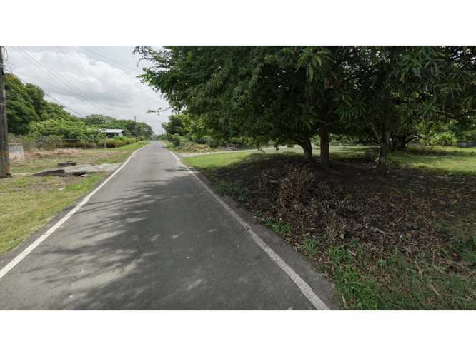 SE VENDE TERRENO 600 M2 EN CHAME NUEVA GORGONA SOBRE VIA ASFALTADA