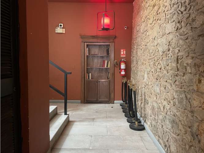 SE ALQUILA LOCAL CASCO VIEJO CASA PEREZ ALEMAN 70M 1 BAÑO COCINA
