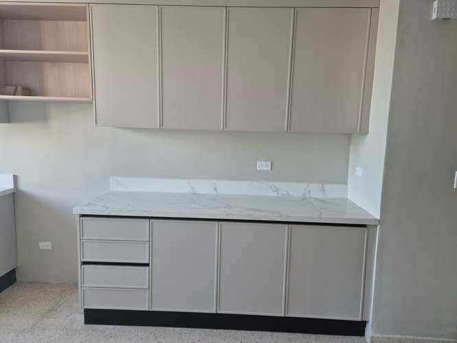 Venta Marbella 3 habitaciones, 3.5 baños, 2 estacionamientos, sin amoblar - Imagen 6