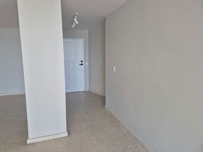 Venta Marbella 3 habitaciones, 3.5 baños, 2 estacionamientos, sin amoblar - Imagen 9