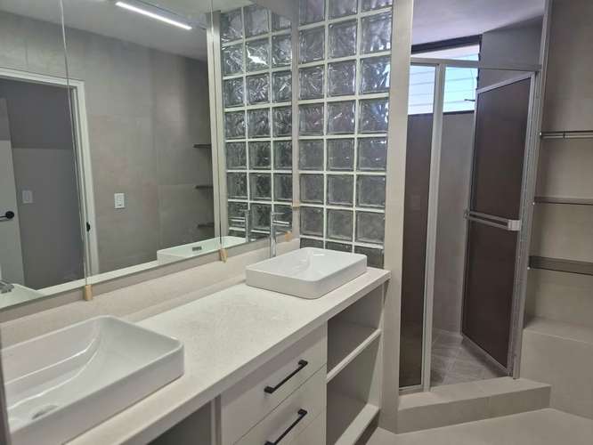 Venta Marbella 3 habitaciones, 3.5 baños, 2 estacionamientos, sin amoblar - Imagen 11