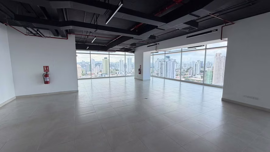 ALQUILER OFICINA PREMIUM SORTIS | 180 m² | ESQUINA | VISTA PANORÁMICA | 4 PARKINGS