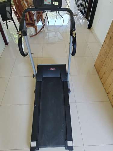 SE VENDE CAMINADORA MAGNÉTICA GYM TRAINER - Imagen 2