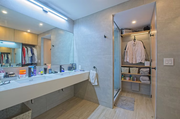 Moderno renovador y amplio apartamento en PH Sophia - Imagen 17