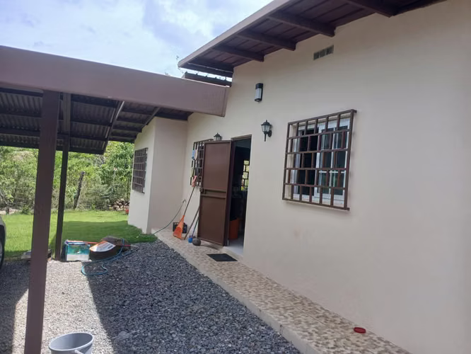 House for sale by owner in Potrerillos-Dolega with 2500 sqm - Imagen 2