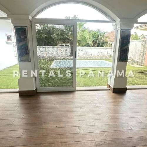 Venta Casa de Esquina en Costa Sur PH Sunset Coast - Imagen 4