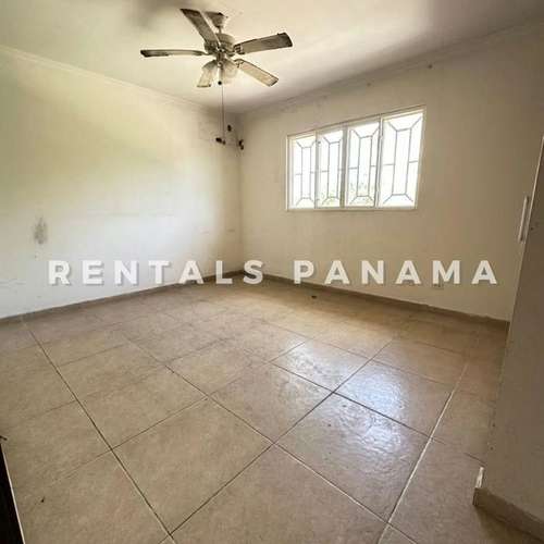 Venta Casa Esquinera en Condado del Rey PH Altos del Country - Imagen 9