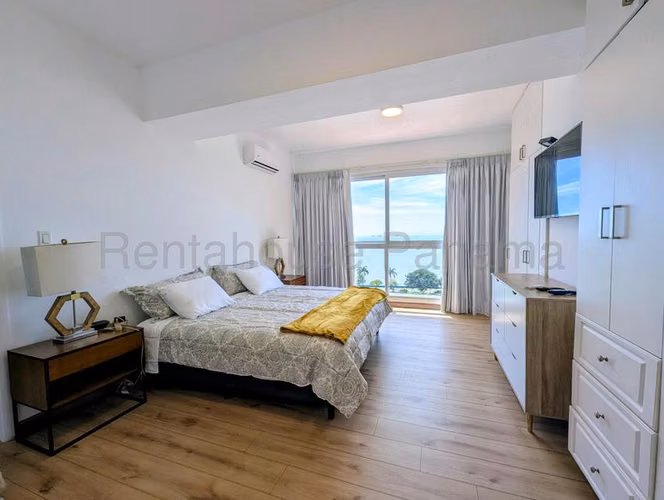 Alquiler de Apartamento amoblado