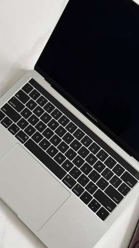 MacBook Pro 13” 2019 i5 16GB 256GB  - Imagen 5