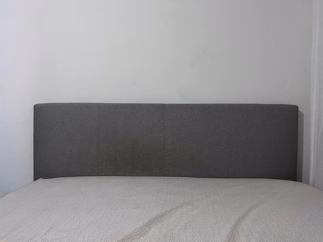 OFERTA: Cama Queen Tapizada Gris con Colchón incluido  - Imagen 3