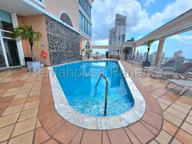 Alquiler apartamento amoblado PH Vista del Mar, Av. Balboa - vista al mar | uVIK-27-2882