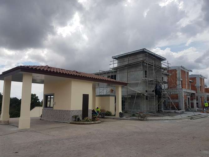 Venta casa en Brisas del Golf, Panamá - con jardín privado | uVIK-25-9243 - Imagen 18