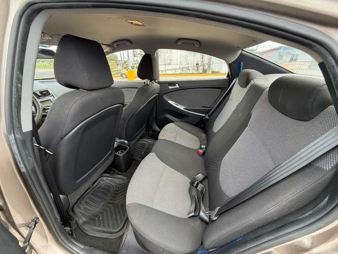 Vendo Hyundai Accent 2015 - Imagen 10