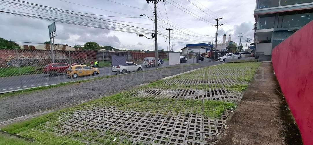 ALQUILER DE TERRENO EN TRANSISTMICA – TERRENO