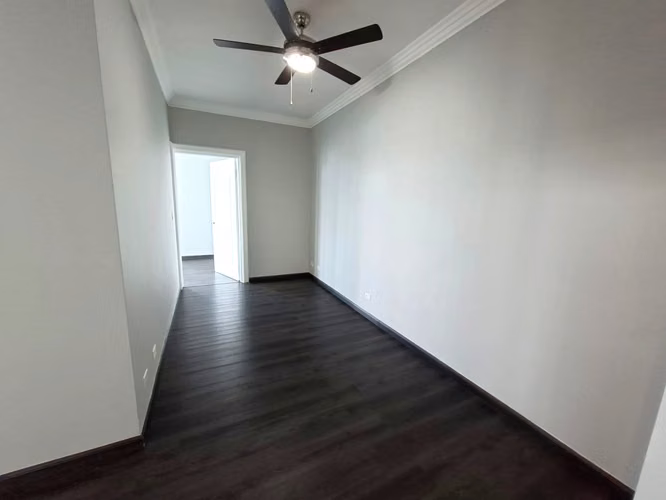 272662. Se alquila apartamento impecable de 161m, 3 recámaras, 2.5 baños, den, CBE, 2 parkings - Imagen 7