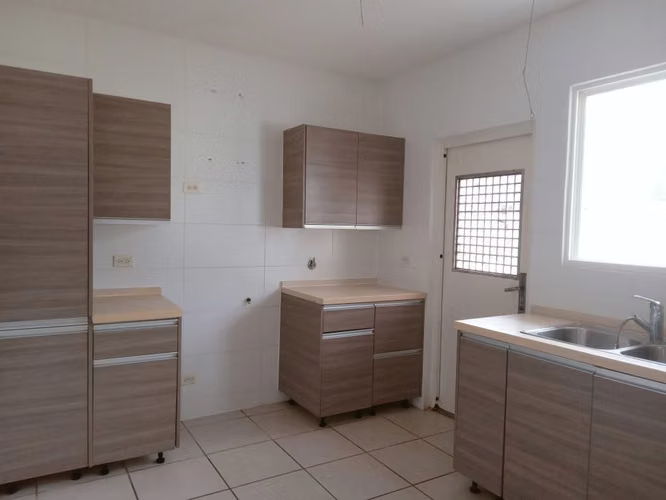 UNICA OPORTUNIDAD, CASA DE ESQUINA NEGOCIABLE PH VICTORIA- BRISAS DEL GOLF