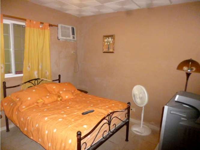 DUEÑO VENDE CASA O HACE TRASPASO DE DEUDA EN VACAMONTE - Imagen 17