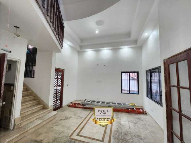 Venta de Casa Unifamiliar en Hato Pintado – 3 Niveles AM
