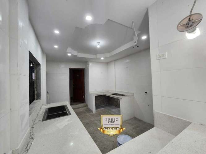 Venta de Casa Unifamiliar en Hato Pintado – 3 Niveles AM