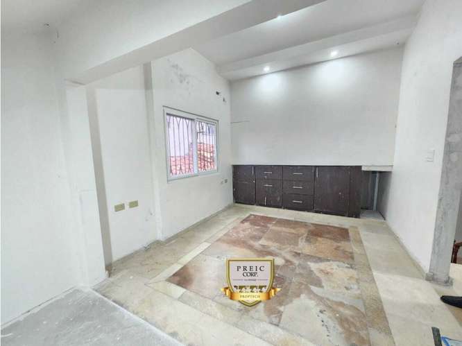 Venta de Casa Unifamiliar en Hato Pintado – 3 Niveles AM