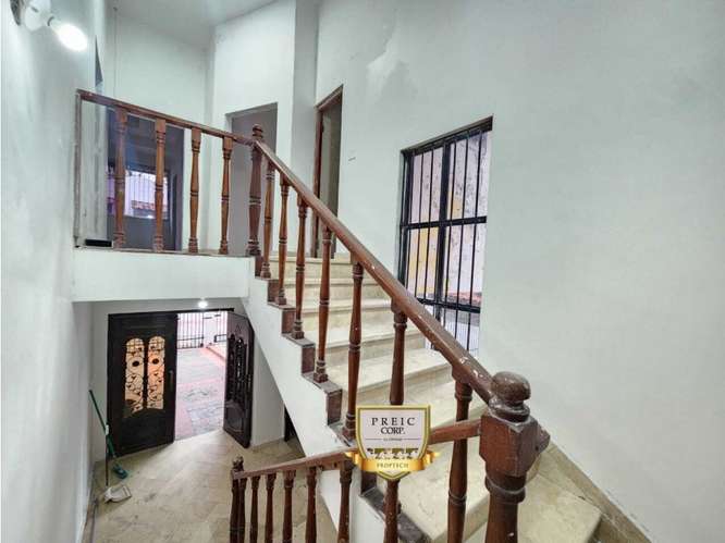Venta de Casa Unifamiliar en Hato Pintado – 3 Niveles AM