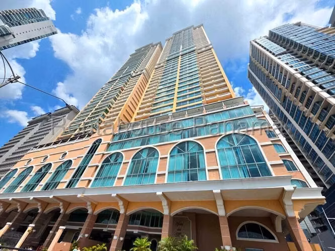 Alquilo Apartamento en Avenida Balboa OF27-2882