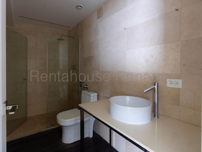 Venta de Apartamento en Avenida Balboa MPM27-2810