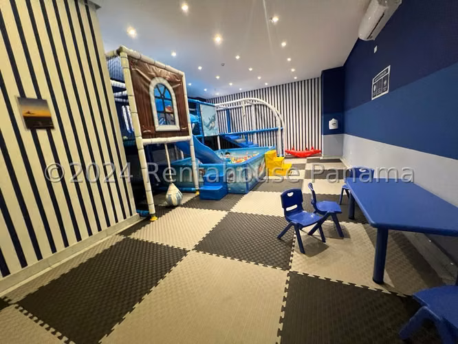 Venta de Apartamento Semi-amoblado en Obarrio Ph Park City EC
