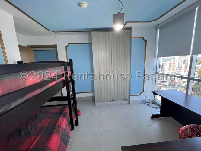Venta de Apartamento Semi-amoblado en Obarrio Ph Park City EC