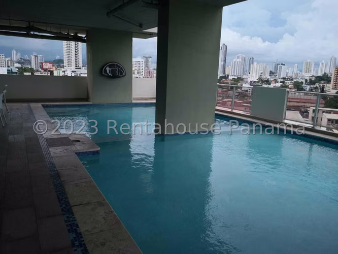 Venta de Apartamento con Línea blanca en Obarrio Ph miyaki EC