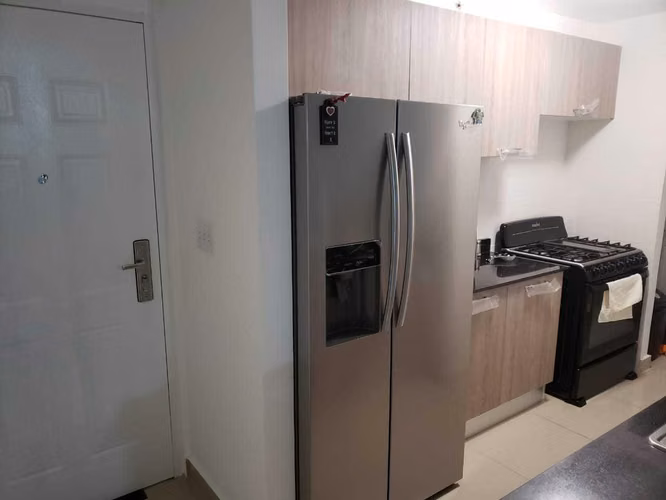 Venta de Apartamento en Via España Ph Coral Towers KF