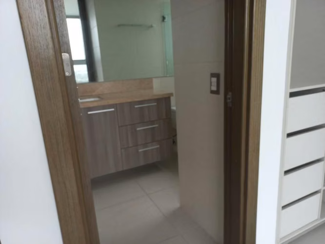 Apartamento Venta 3Rec con Baño Costa del Este 184 mts2 $ 498.909 VL