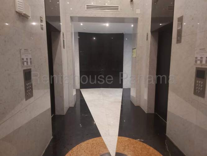 Venta de Oficina en Obarrio Solo Cliente Directo MC - Imagen 7