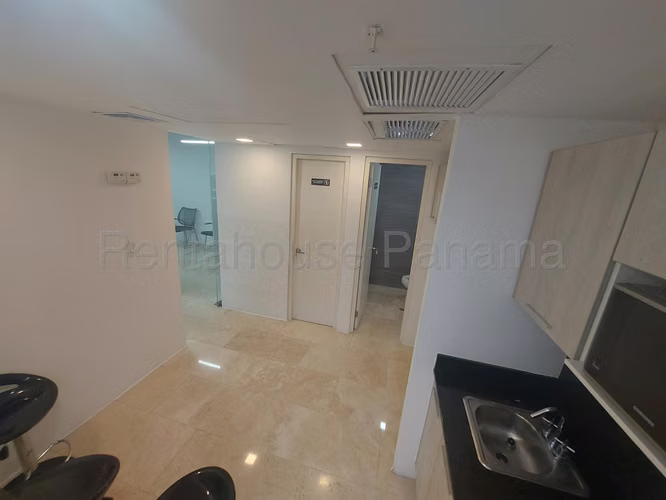 Venta de Oficina en Obarrio Solo Cliente Directo MC - Imagen 3