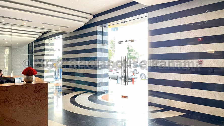 Venta de Oficina en Obarrio Solo Cliente Directo MC - Imagen 10