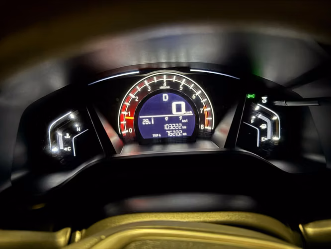 Honda CR-V 2018  Automática  Impecable  Papeles al día – $14,900 - Imagen 4