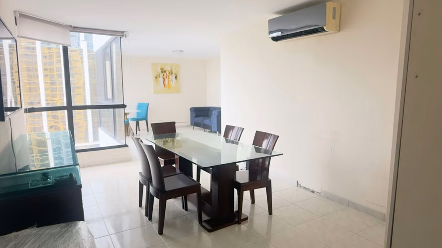 ALQUILER DE APARTAMENTO SEMI AMOBLADO EN AV BALBOA 2 RECAMARAS 2 BAÑOS C/B/E 2 PARKING