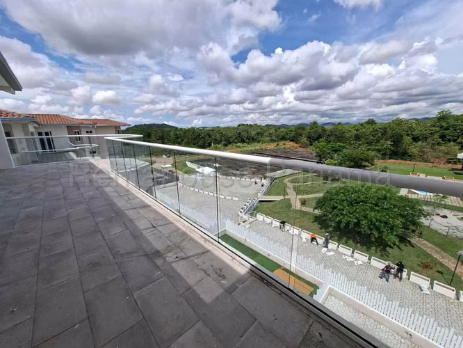 Venta de Apartamento en Brisas Del Golf Ph Green Forest NS