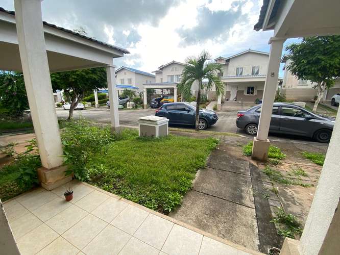 Vendo amplia casa en playa dorada - Imagen 2