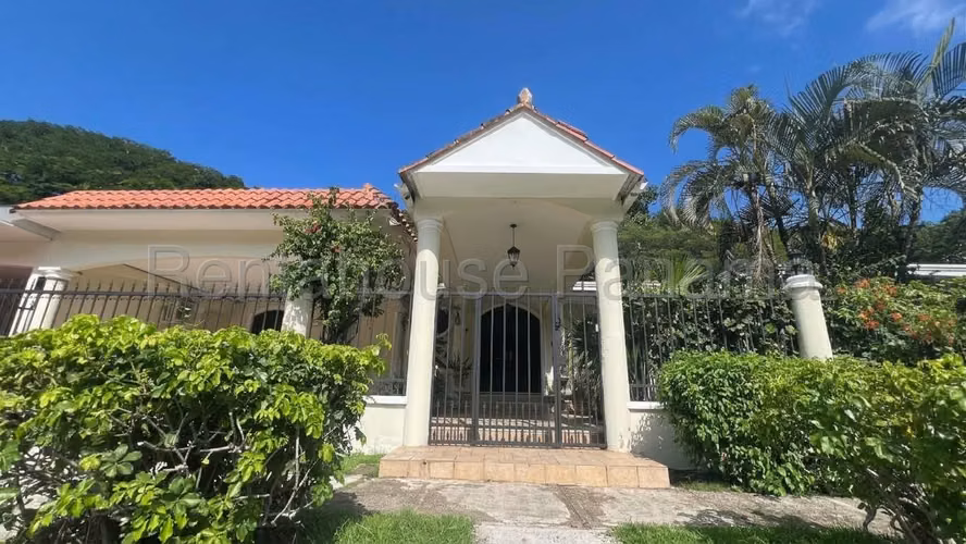 Casa en Alquiler Albrook 27LRL1285