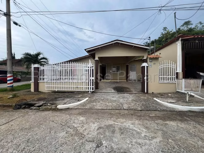 Casa en Alquiler Arraijan 27LRL1202