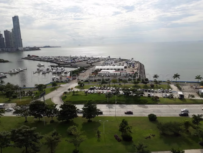 Venta de Apartamento en Avenida Balboa Ph La Ensenada | Solo Cliente Directo LFC