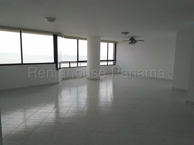 Venta de Apartamento en Avenida Balboa Ph La Ensenada | Solo Cliente Directo LFC