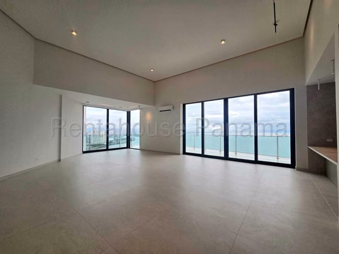Venta de Apartamento en Punta Pacifica Ph Oasis on the Bay | Solo Cliente Directo LFC