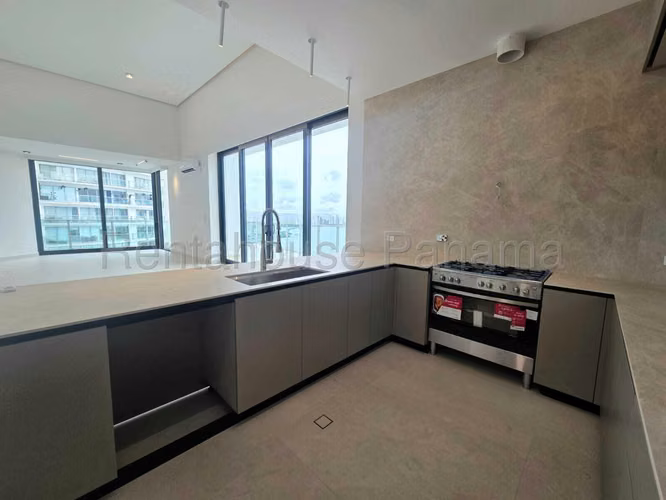 Venta de Apartamento en Punta Pacifica Ph Oasis on the Bay | Solo Cliente Directo LFC