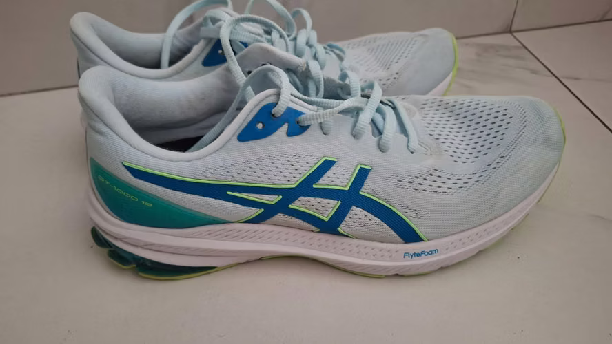 Asics GT-1000 como nuevas zapatillas