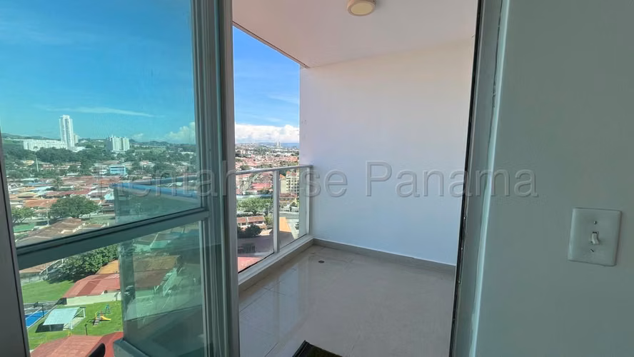 Alquiler de Apartamento en Chanis, PH Creta (Solo Cliente Directo)