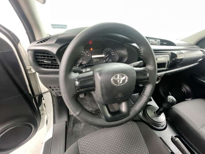 TOYOTA HILUX - 2025 - PPHX - Automarket - Imagen 6